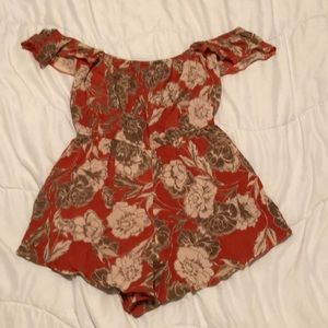 Off shoulder romper